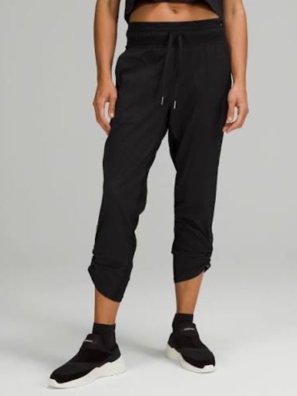 Lululemon Dance Studio Mid Rise Crop